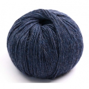 Midnight blue baby alpaca yarn